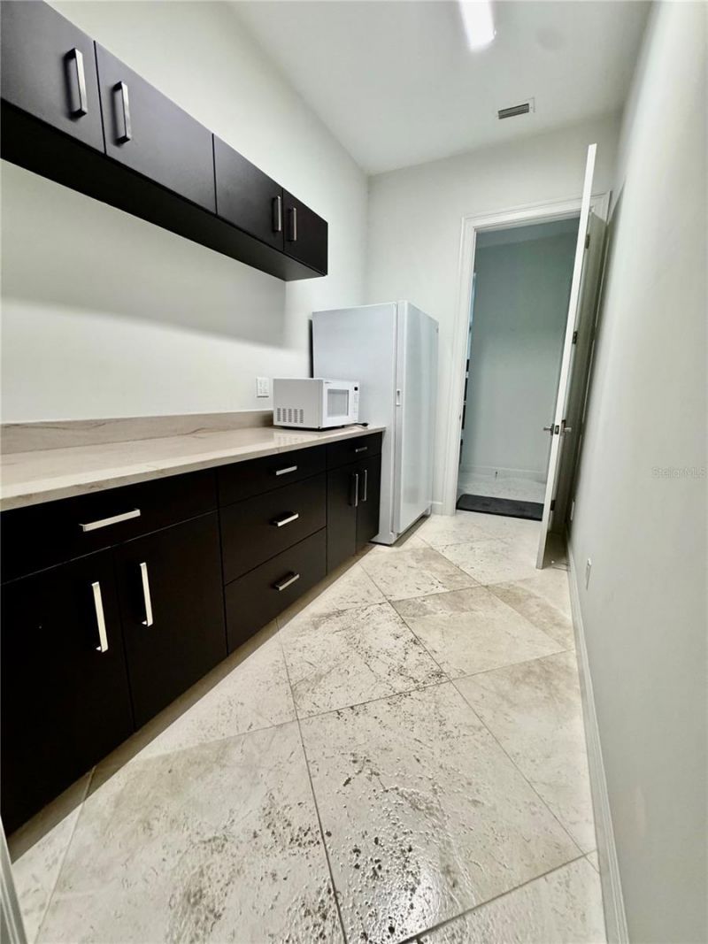 8533 S Lake Circle, Fort Myers, FL 33908 Photo