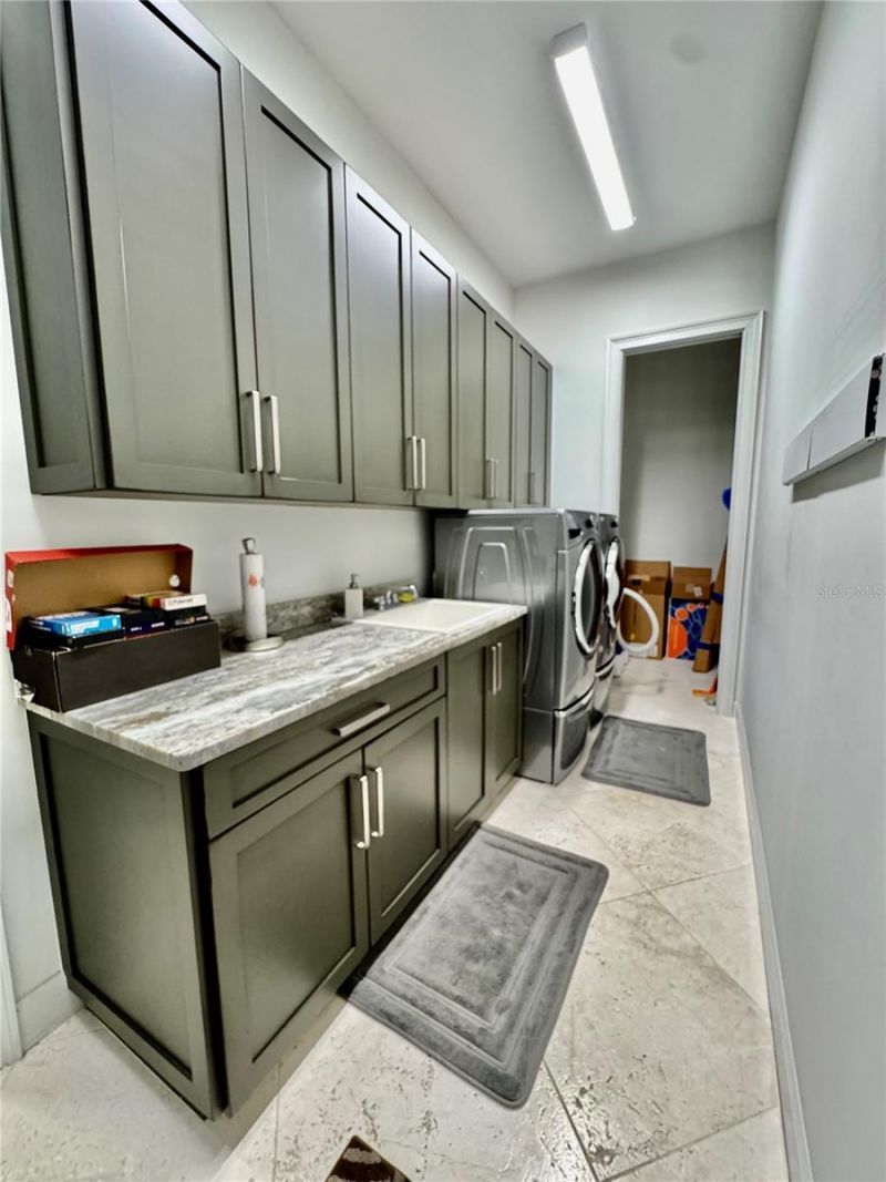 8533 S Lake Circle, Fort Myers, FL 33908 Photo