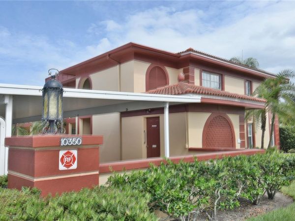 10350 IMPERIAL POINT DRIVE W, Unit 13, LARGO, FL 33774