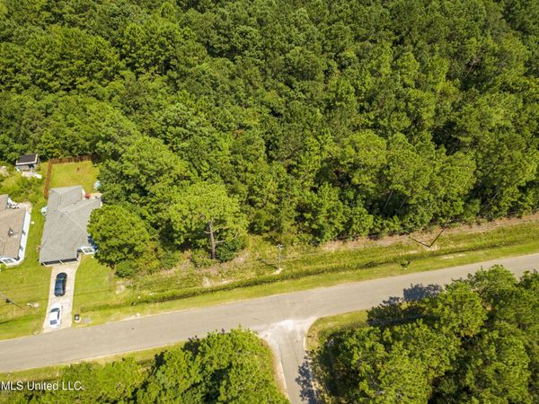 Lot 110 Jeff Davis Drive, Bay Saint Louis, MS 39520