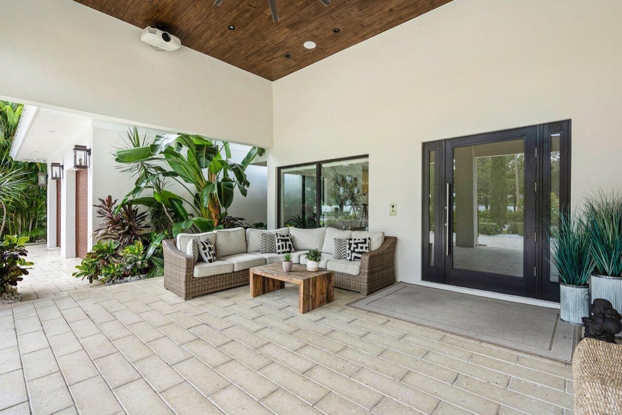 1117 Lake Drive, Delray Beach, FL 33444 Photo