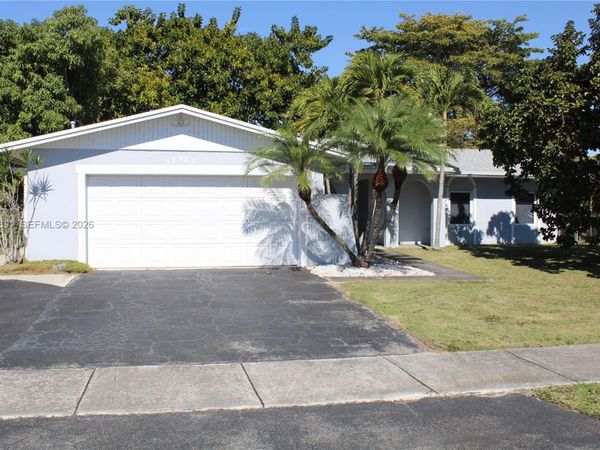 12965 SW 76th Ter , Miami, FL 33183