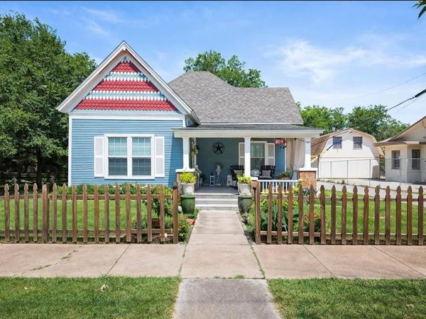 809 SW 5th Avenue, Mineral Wells, TX 76067