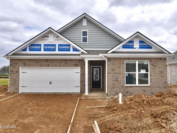 101 Gateway Drive , Jackson, TN 38305