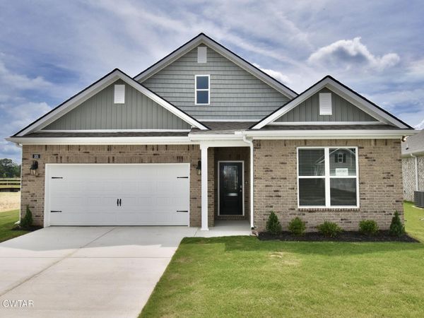 101 Gateway Drive, Jackson, TN 38305