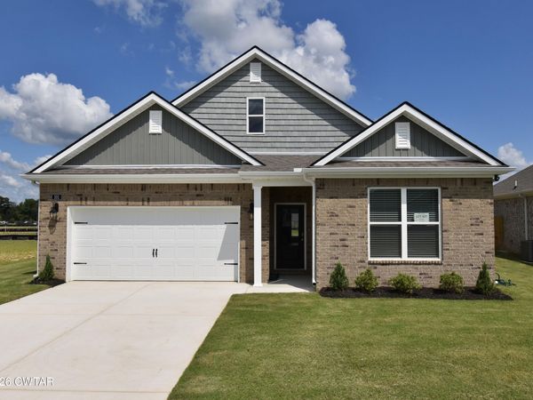 101 Gateway Drive, Jackson, TN 38305
