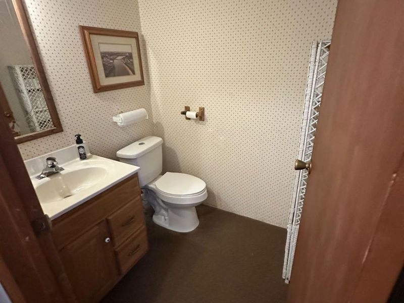 101 N Ohio Avenue, Fremont, OH 43420 Photo 8