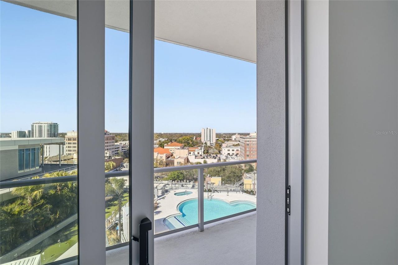 400 Central Avenue, Unit 1002, Saint Petersburg, FL 33701 Photo