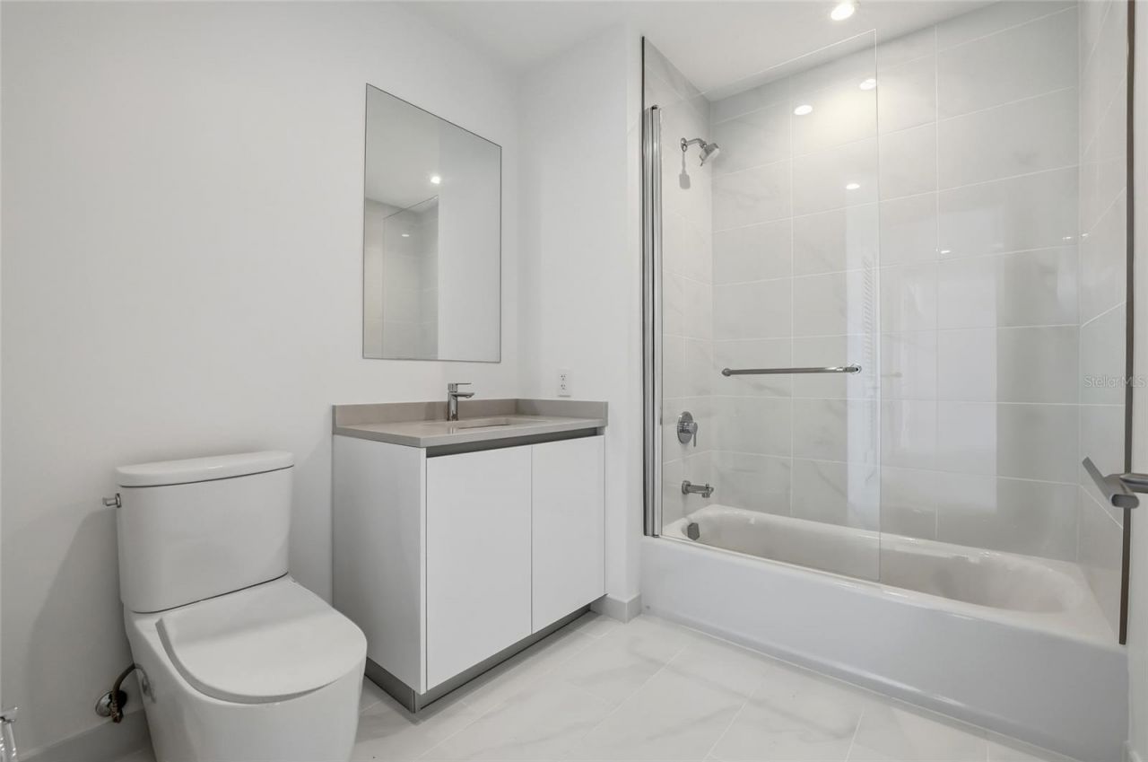 400 Central Avenue, Unit 1002, Saint Petersburg, FL 33701 Photo