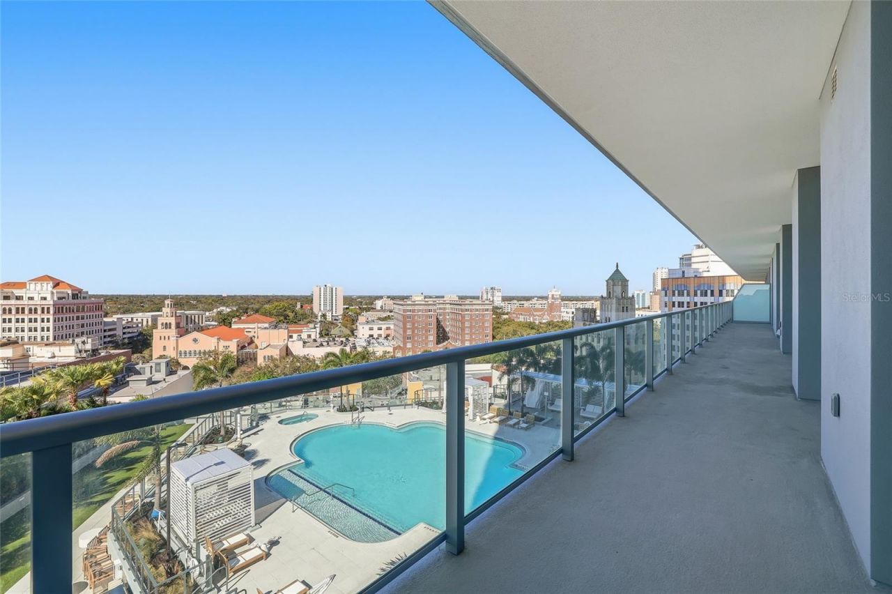 400 Central Avenue, Unit 1002, Saint Petersburg, FL 33701 Photo