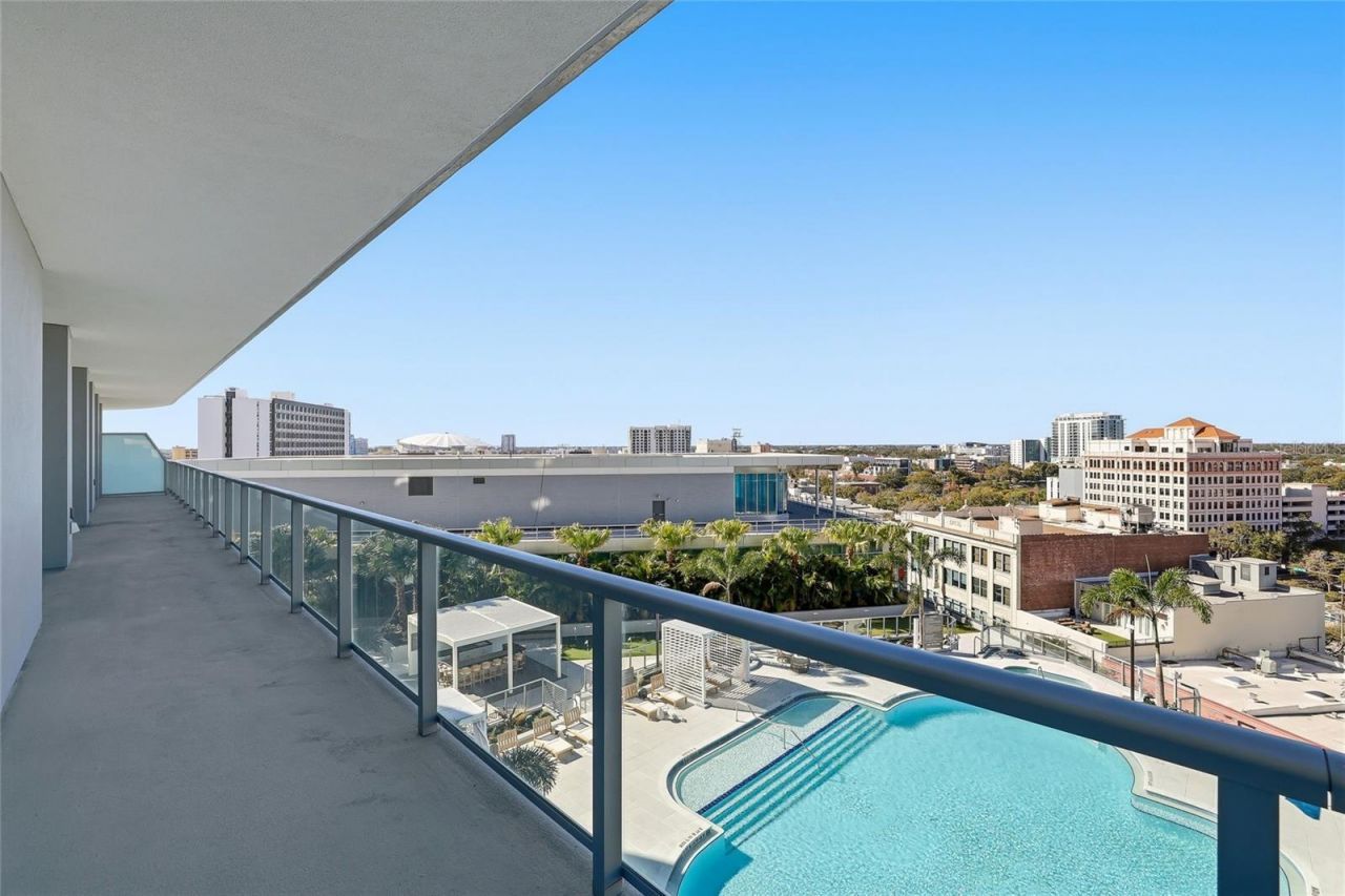 400 Central Avenue, Unit 1002, Saint Petersburg, FL 33701 Photo