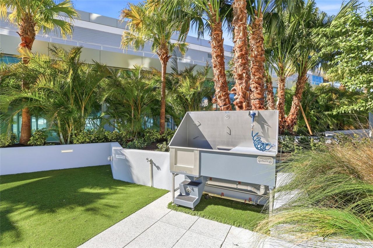 400 Central Avenue, Unit 1002, Saint Petersburg, FL 33701 Photo