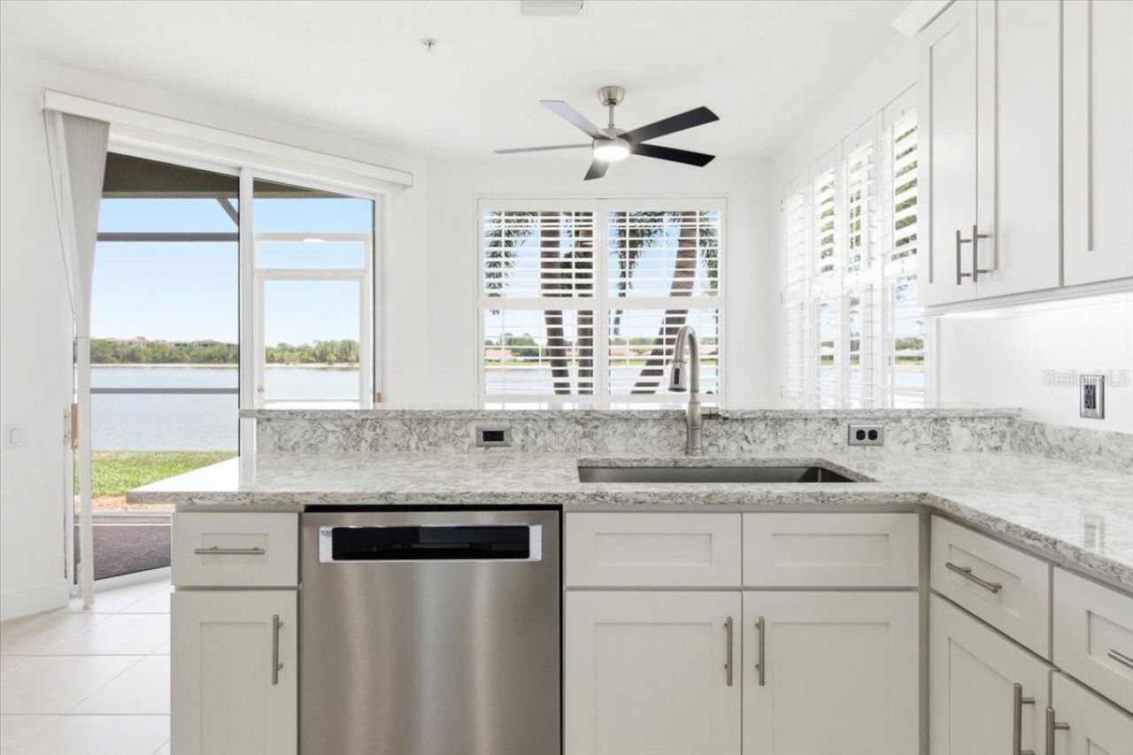 6515 Moorings Point Circle, Unit 102, Lakewood Ranch, FL 34202 Photo