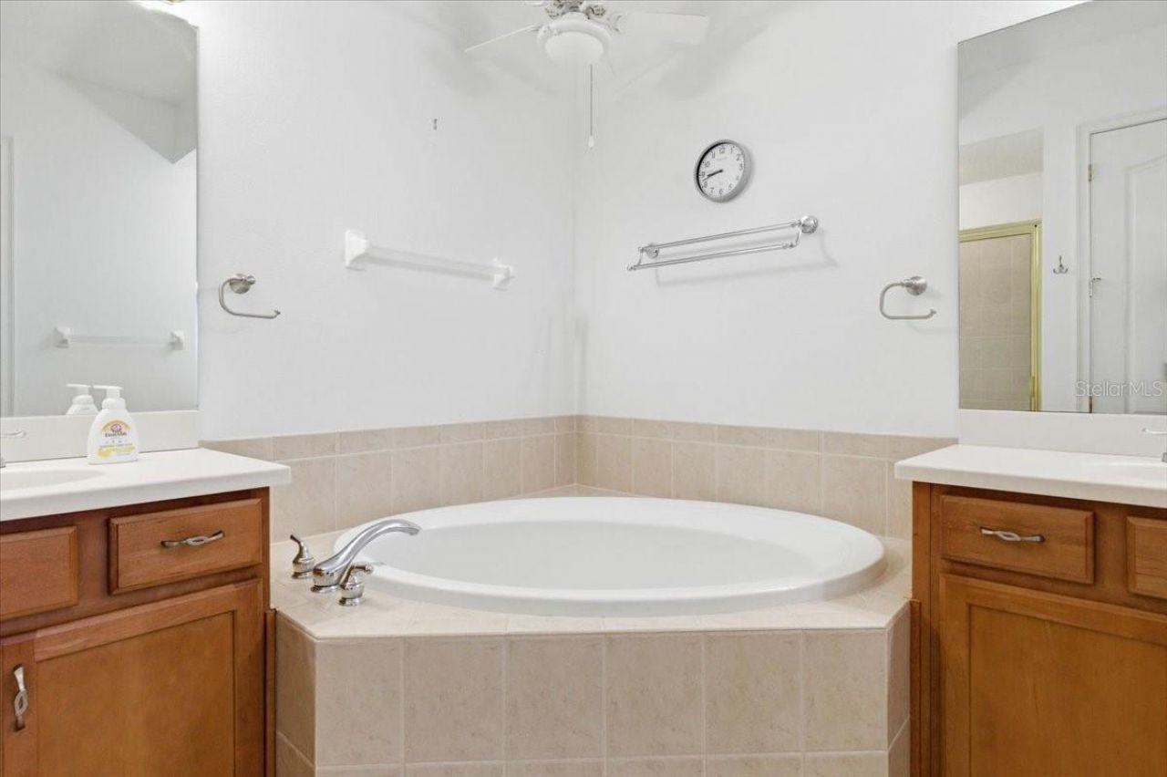 6515 Moorings Point Circle, Unit 102, Lakewood Ranch, FL 34202 Photo