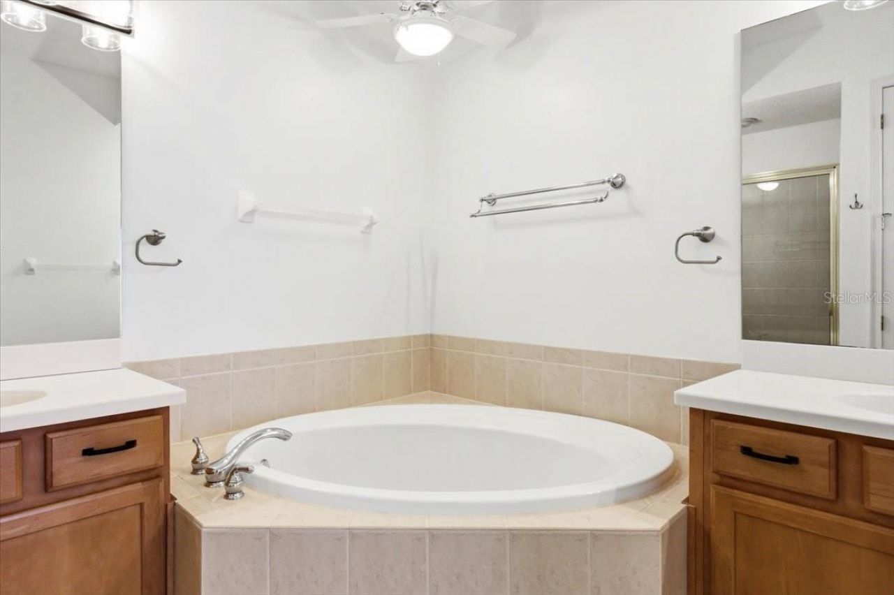 6515 Moorings Point Circle, Unit 102, Lakewood Ranch, FL 34202 Photo