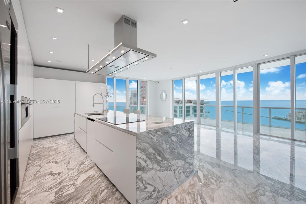 1000 S Pointe Dr , Unit PH-2804, Miami Beach, FL 33139 Photo