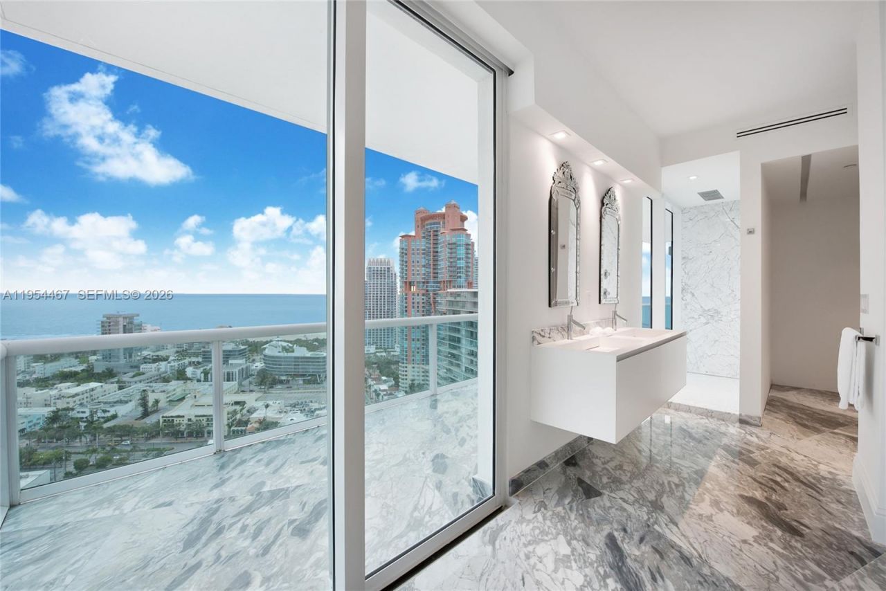 1000 S Pointe Dr , Unit PH-2804, Miami Beach, FL 33139 Photo