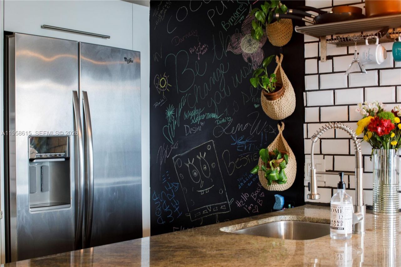 185 SW 7th St, Unit 2514, Miami, FL 33130 Photo