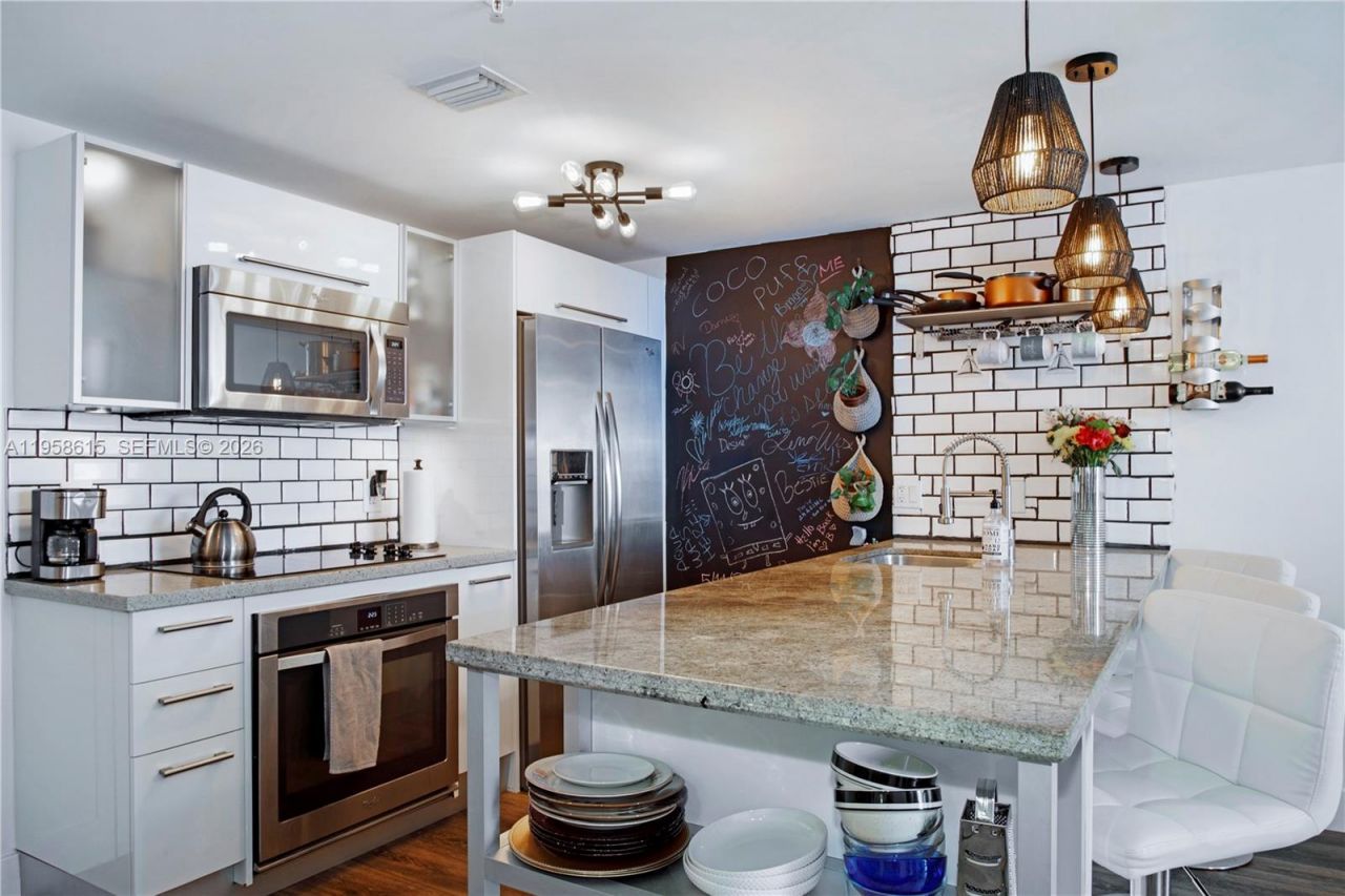 185 SW 7th St, Unit 2514, Miami, FL 33130 Photo