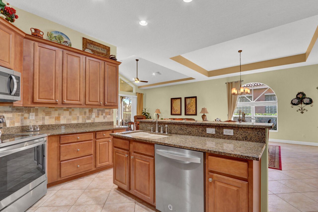 7116 Maidstone Drive, Port Saint Lucie, FL 34986 Photo