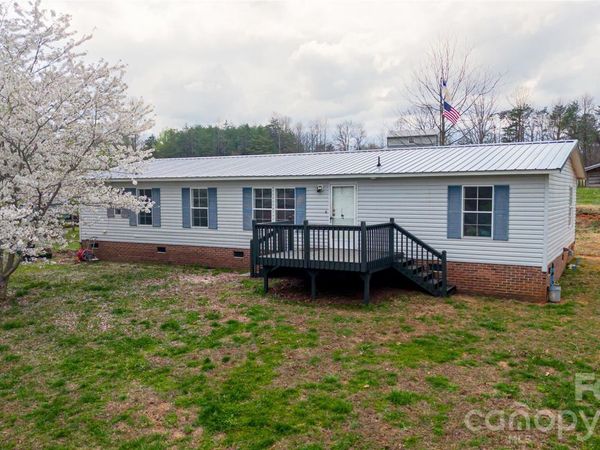 6611 Prysock Avenue, Connelly Springs, NC 28612