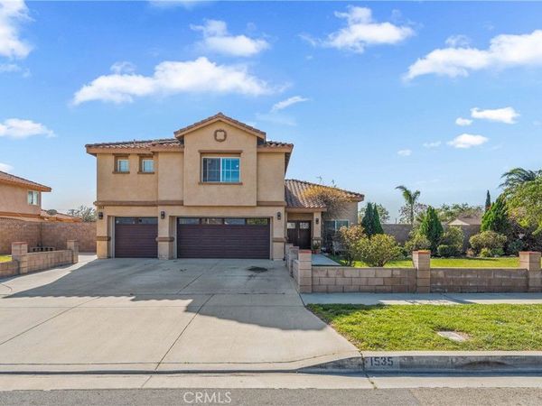 1535 W Persimmon, Rialto, CA 92377