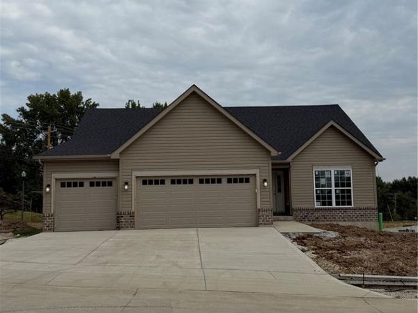 2218 TBB Principia Drive, Maryland Heights, MO 63043
