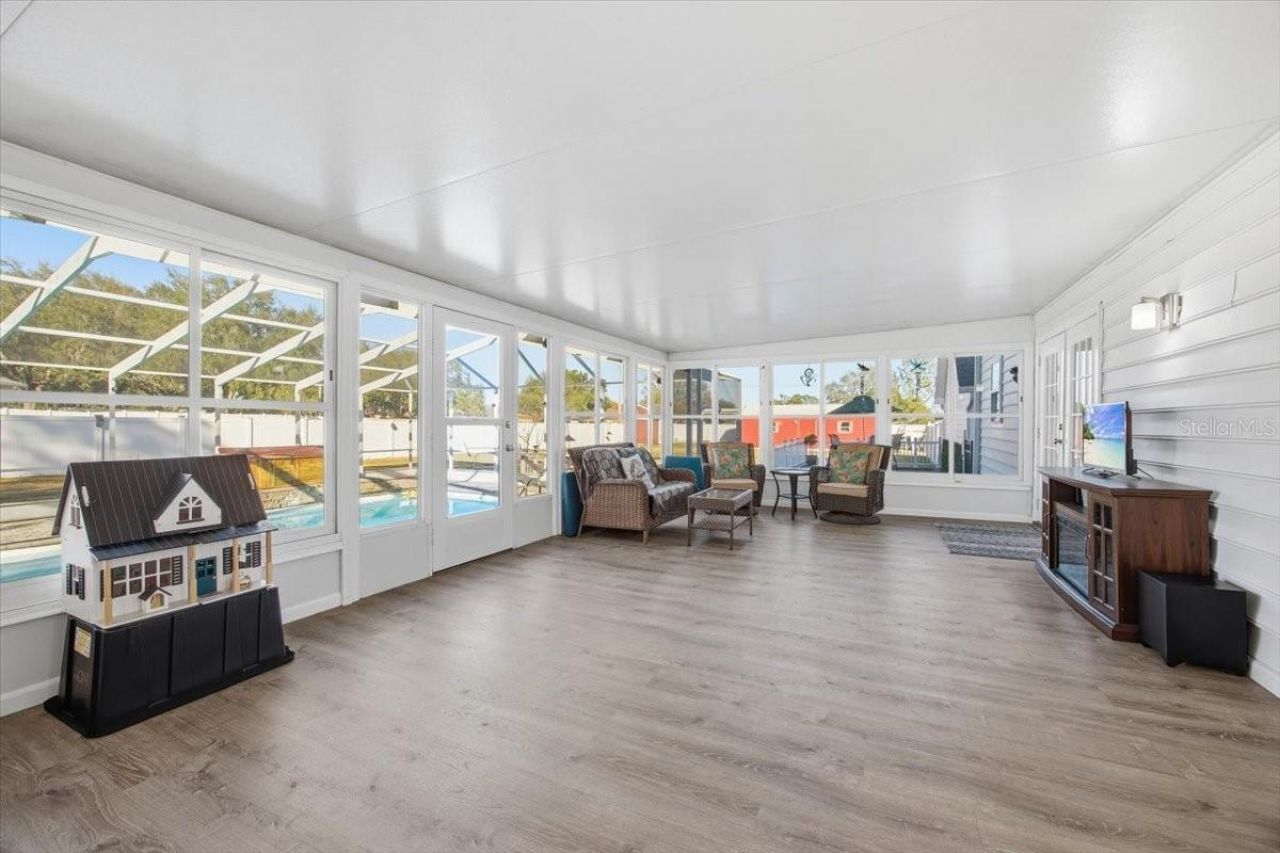 100 Sylvana Court, Auburndale, FL 33823 Photo