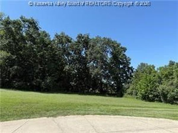 70 Sunday Silence Drive, Evans, WV 25241