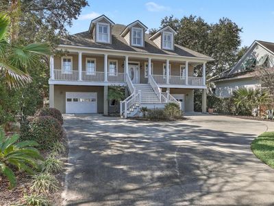 7 Seahorse Court, Isle of Palms, SC 29451