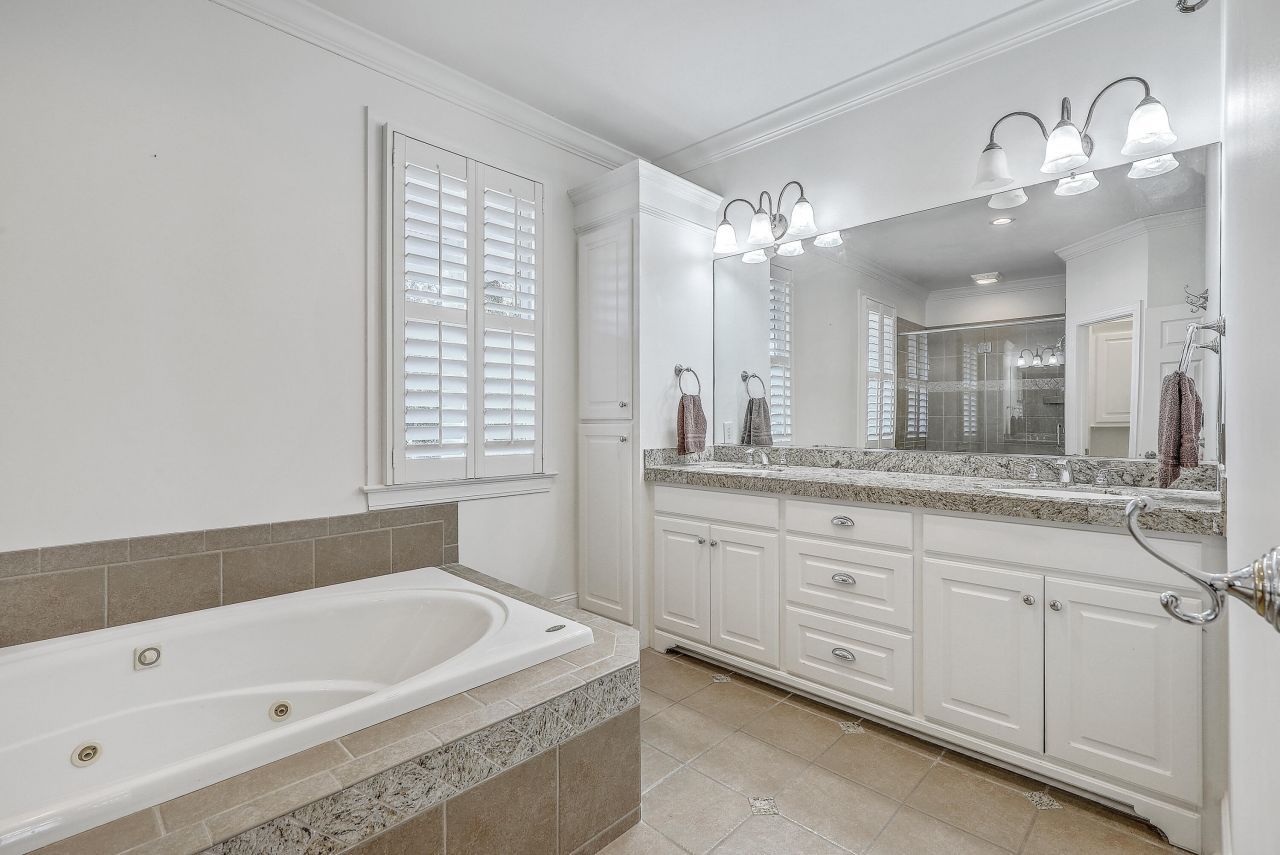 7 Seahorse Court Photo 21