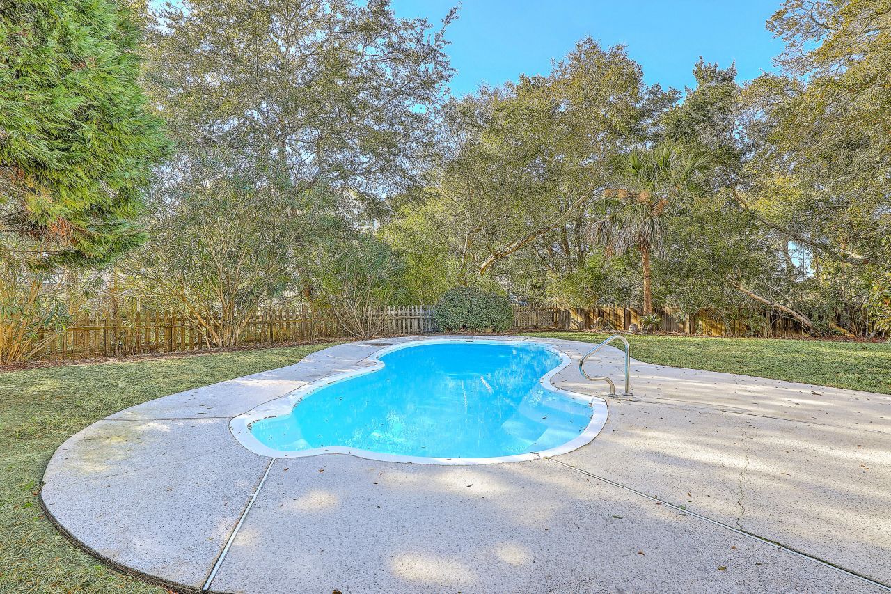 7 Seahorse Court Photo 40