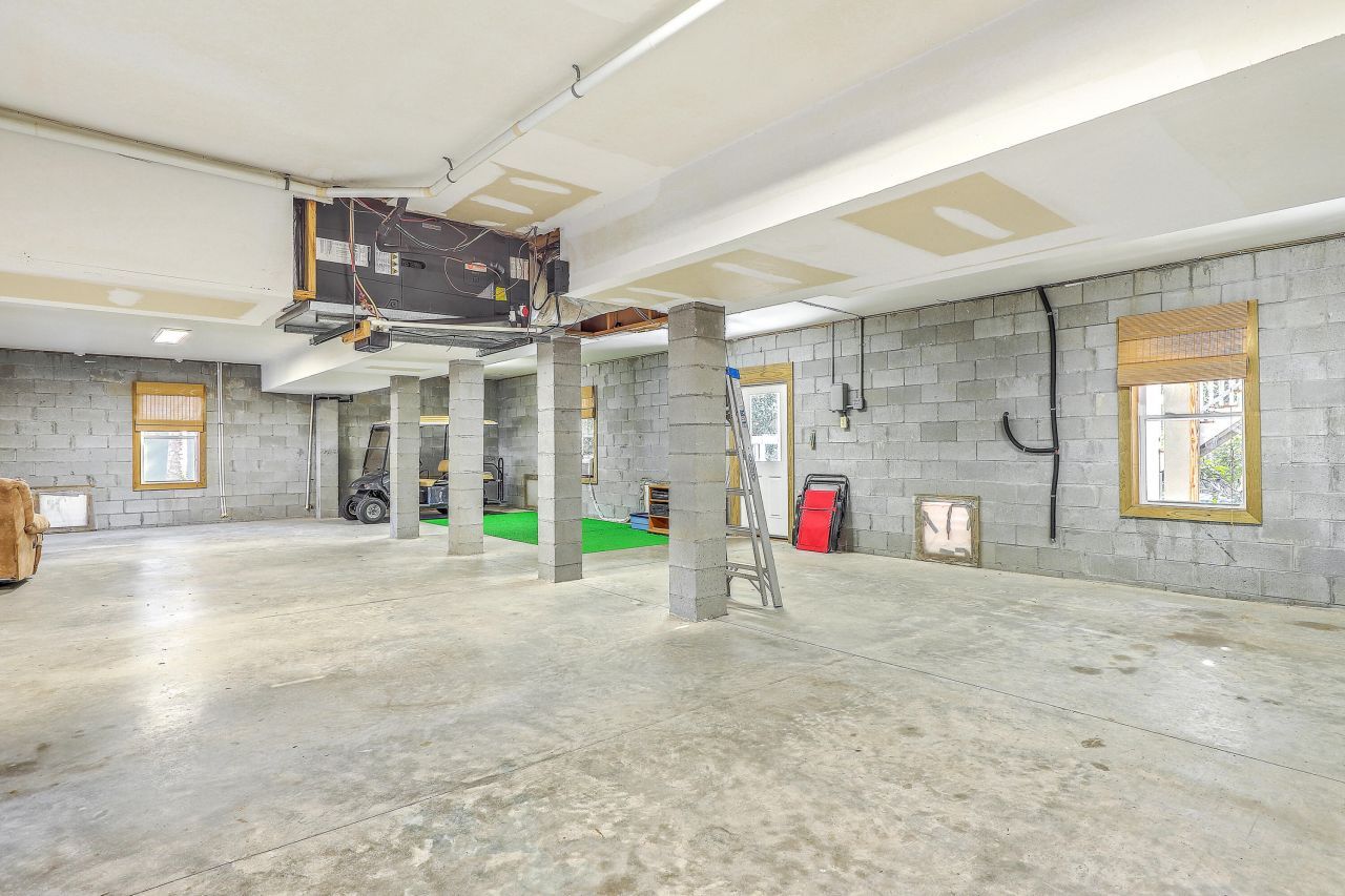 7 Seahorse Court Photo 45