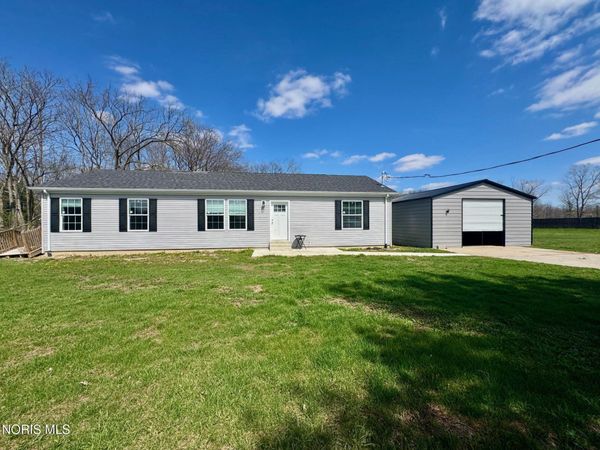 1105 E Main Street, Ney, OH 43549