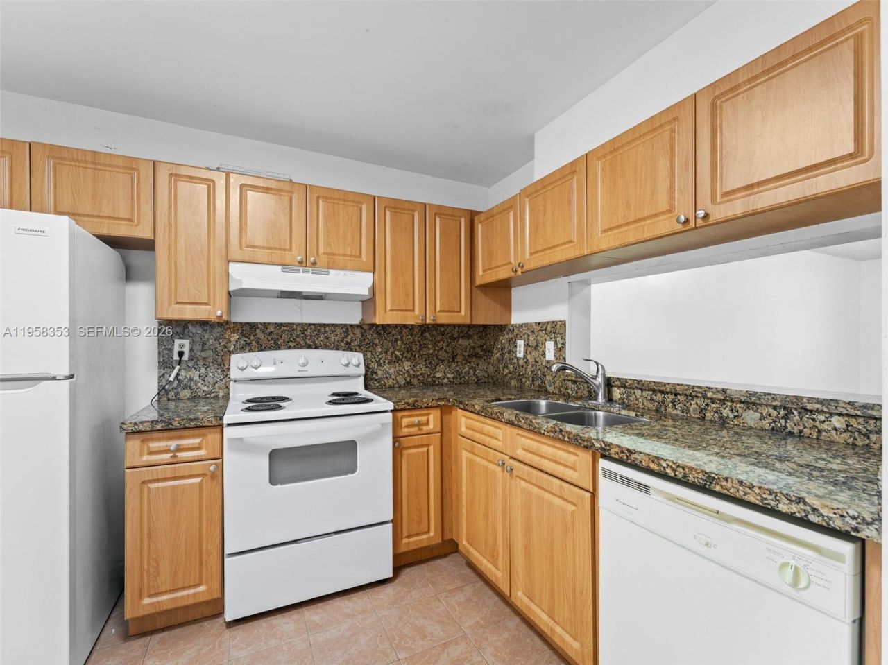 13078 SW 88th Ln, Unit B102, Miami, FL 33186 Photo