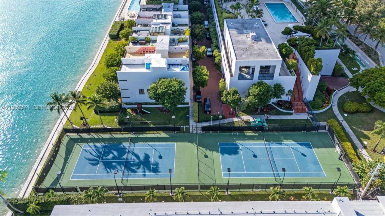 1000 Venetian Way , Unit 1106, Miami, FL 33139 Photo