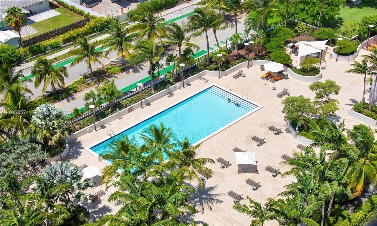 1000 Venetian Way , Unit 1106, Miami, FL 33139 Photo