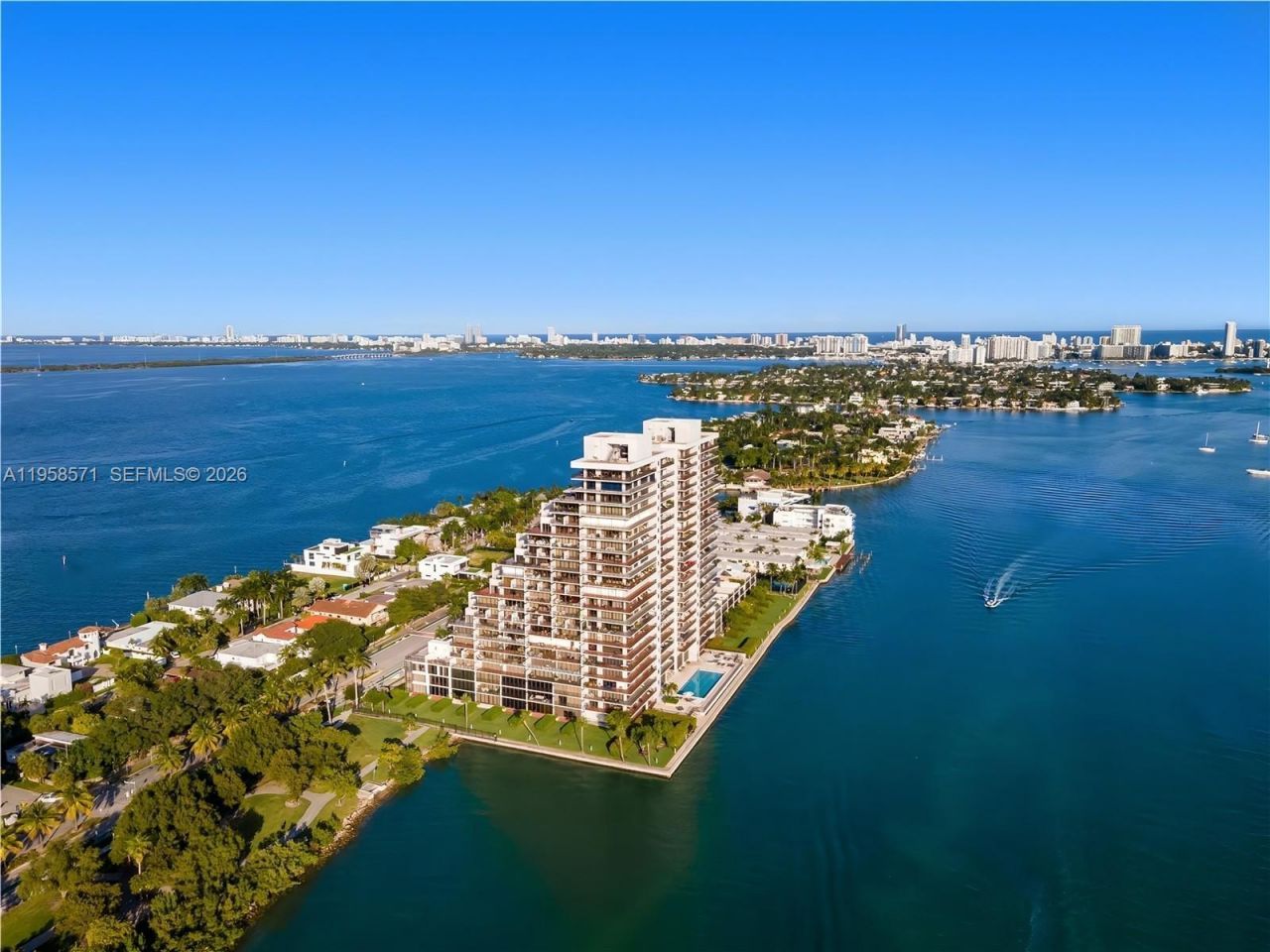 1000 Venetian Way , Unit 1106, Miami, FL 33139 Photo