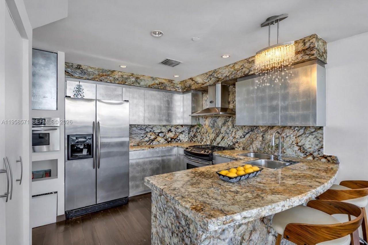 1000 Venetian Way , Unit 1106, Miami, FL 33139 Photo