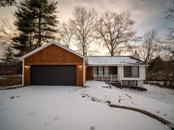 705 Old 63 , Columbia, MO 65201