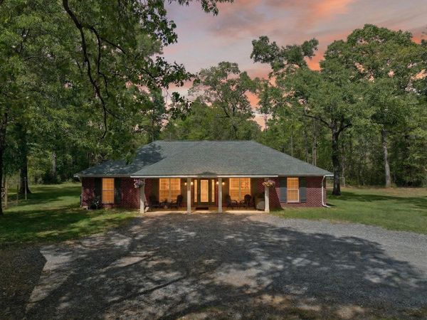 9866 Red Rock Road, Milton, FL 32570