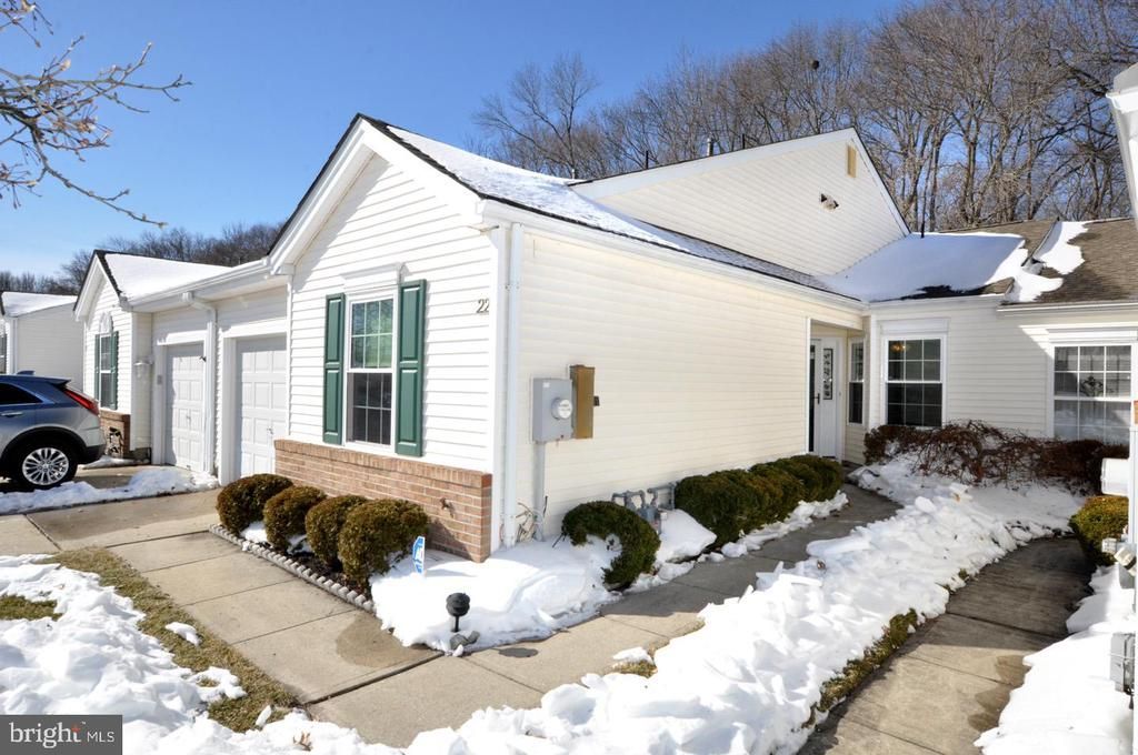 22 Peppergrass Drive N, Mount Laurel, NJ 08054 Main Photo