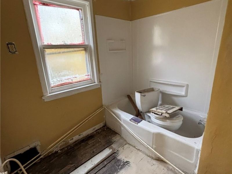 3833 E 144th Street, Cleveland, OH 44128 Photo 8