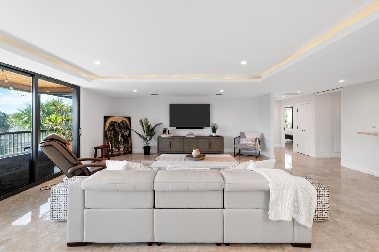 2785 Polo Island Drive, Unit J301, Wellington, FL 33414 Photo