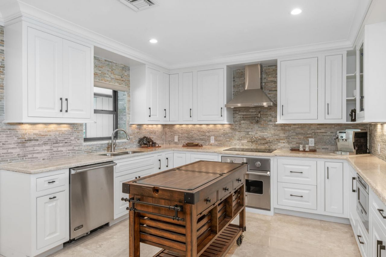 2785 Polo Island Drive, Unit J301, Wellington, FL 33414 Photo