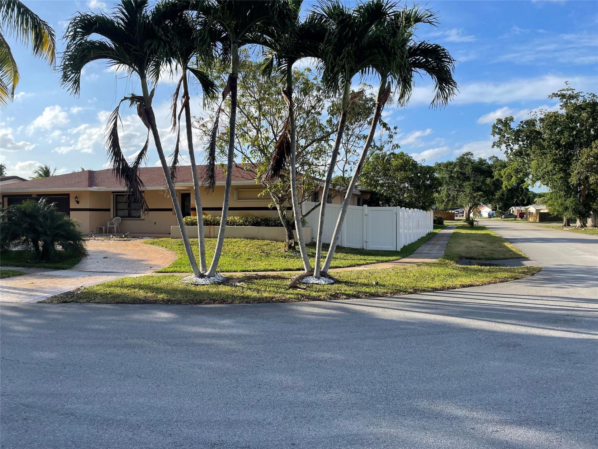 11901 NW 15th Street, Pembroke Pines, FL 33026 Photo