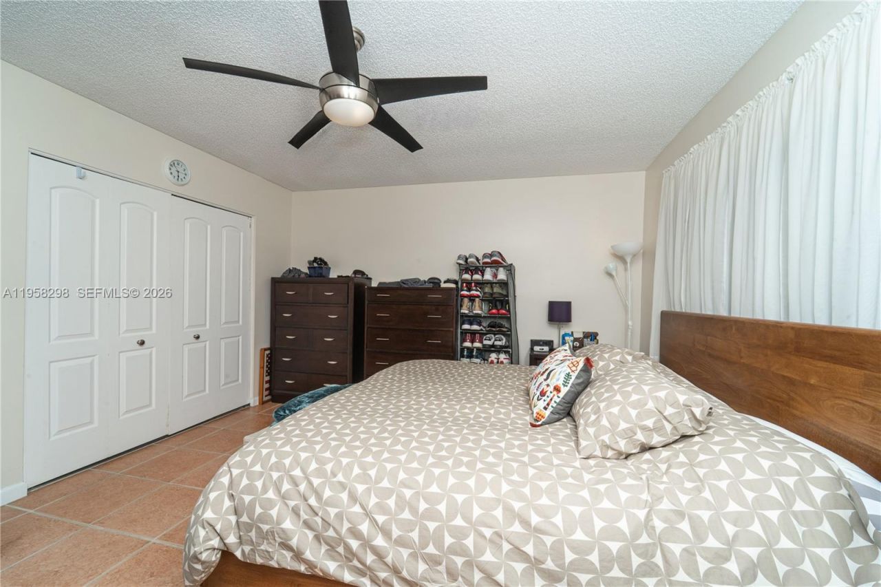 10760 NW 21st St, Sunrise, FL 33322 Photo