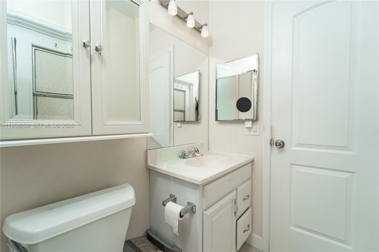 10760 NW 21st St, Sunrise, FL 33322 Photo