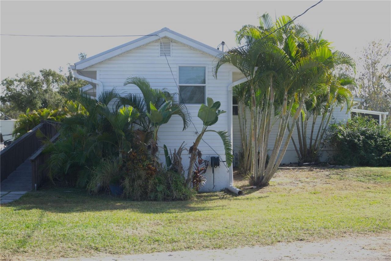 1007 77th Street E, Palmetto, FL 34221 Photo