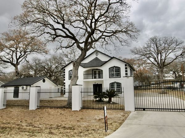 23239 Skila, Elmendorf, TX 78112